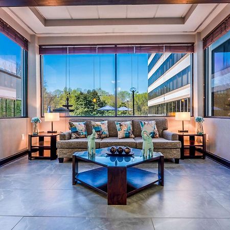 Doubletree By Hilton South Charlotte Tyvola Hotell Exteriör bild