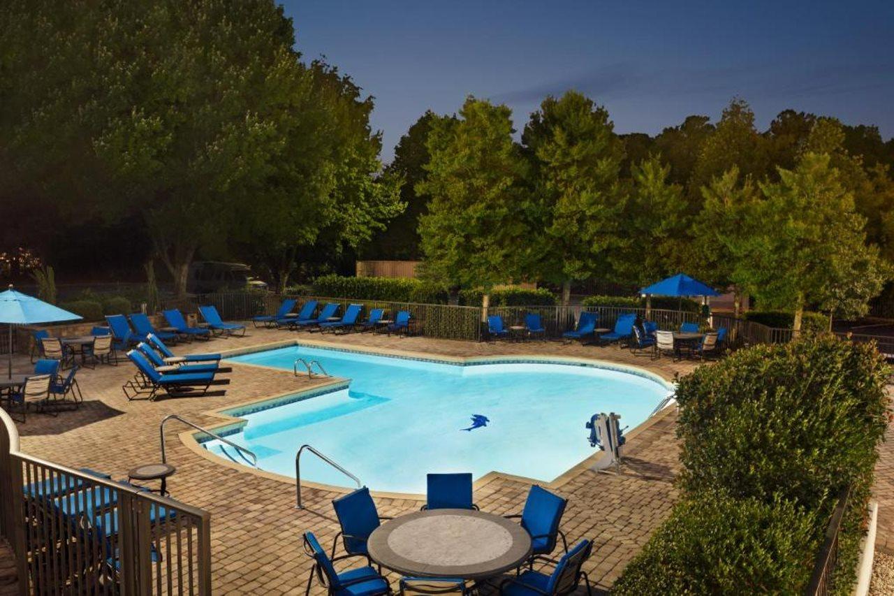 Doubletree By Hilton South Charlotte Tyvola Hotell Exteriör bild