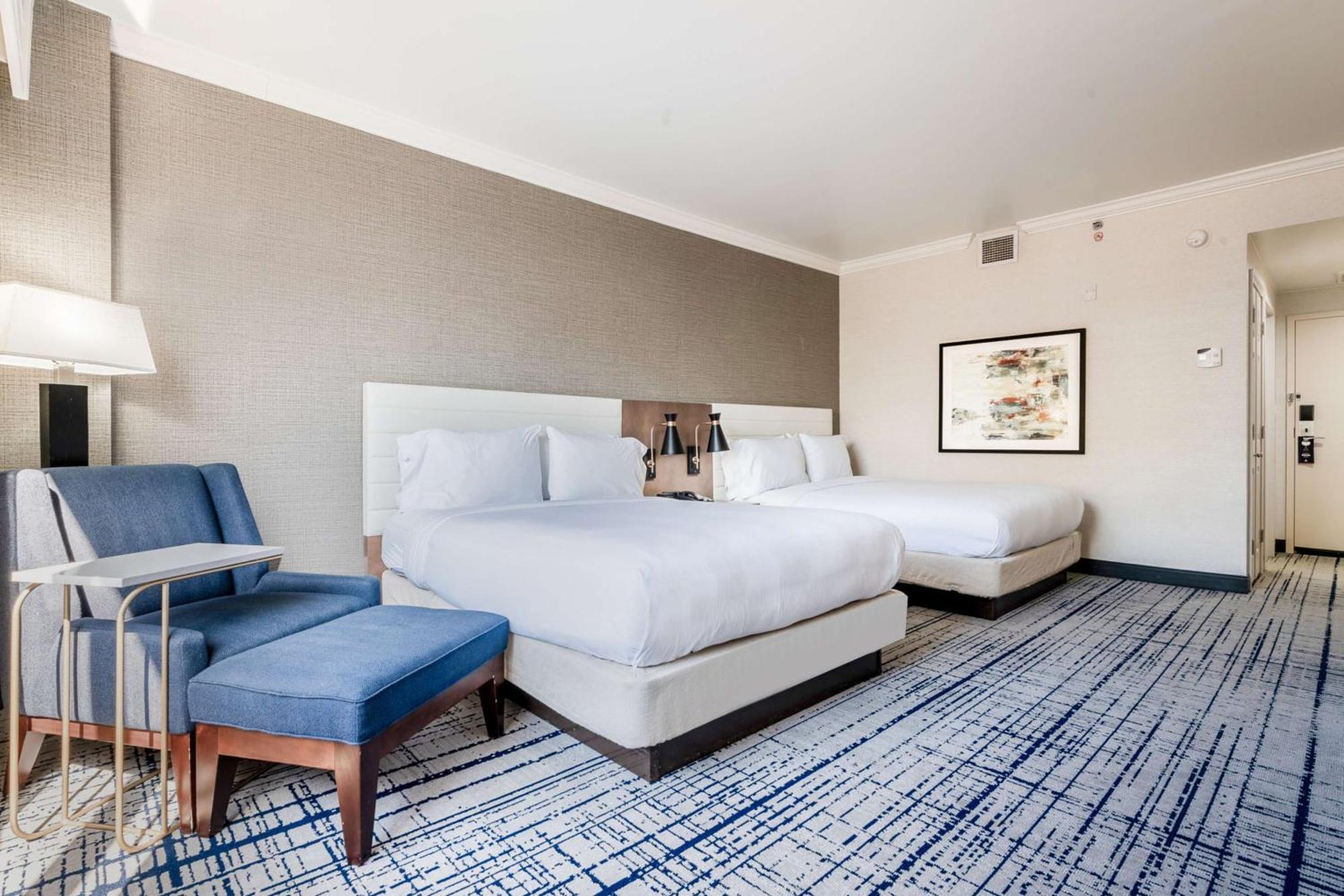 Doubletree By Hilton South Charlotte Tyvola Hotell Exteriör bild