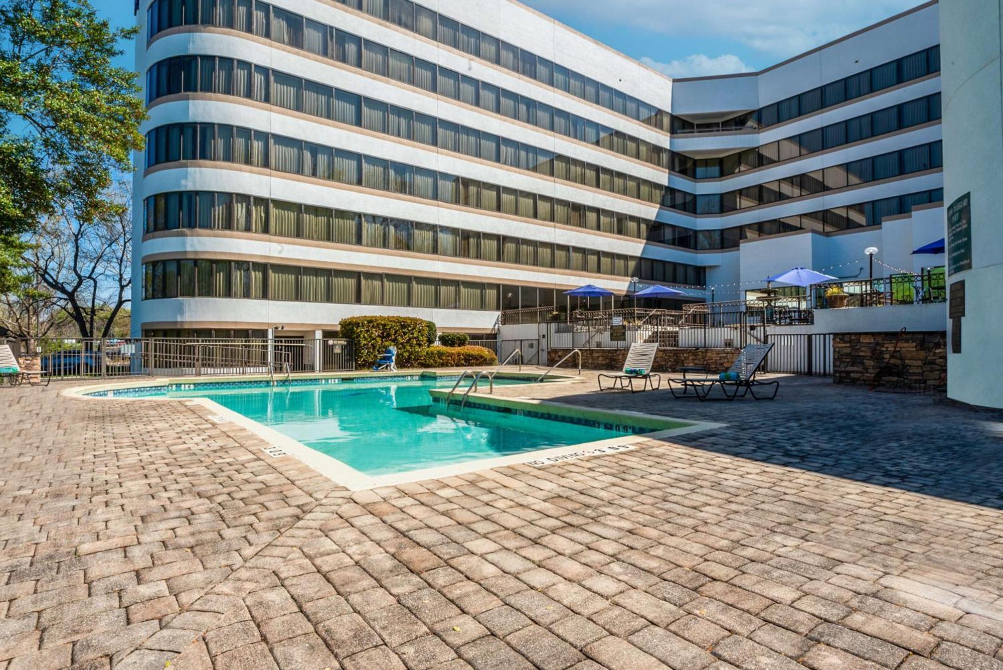 Doubletree By Hilton South Charlotte Tyvola Hotell Exteriör bild