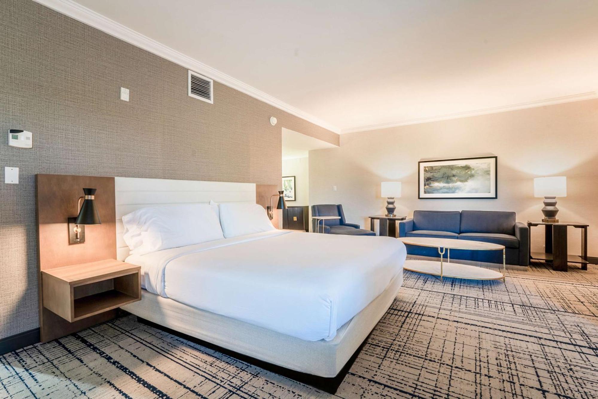 Doubletree By Hilton South Charlotte Tyvola Hotell Exteriör bild