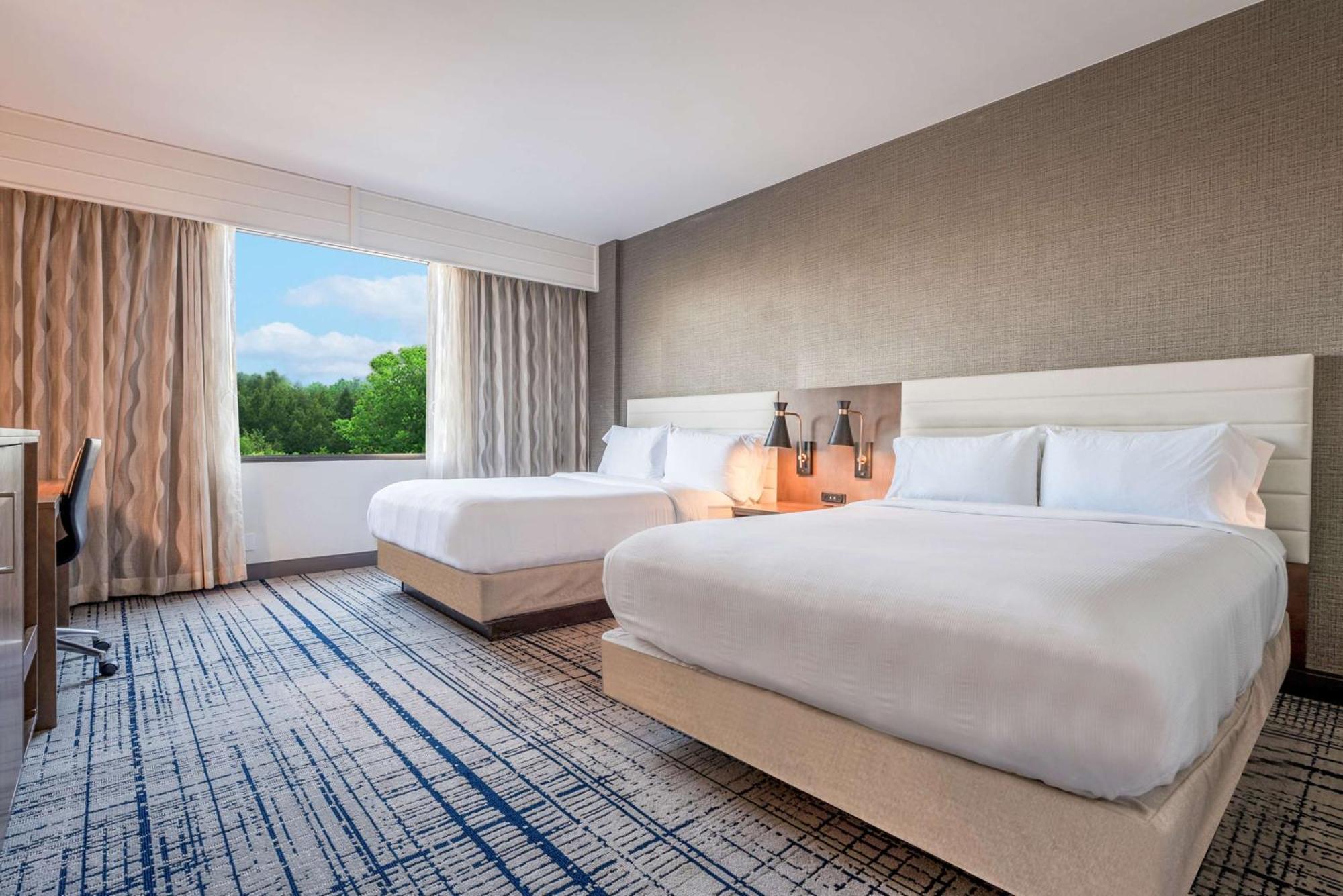 Doubletree By Hilton South Charlotte Tyvola Hotell Exteriör bild