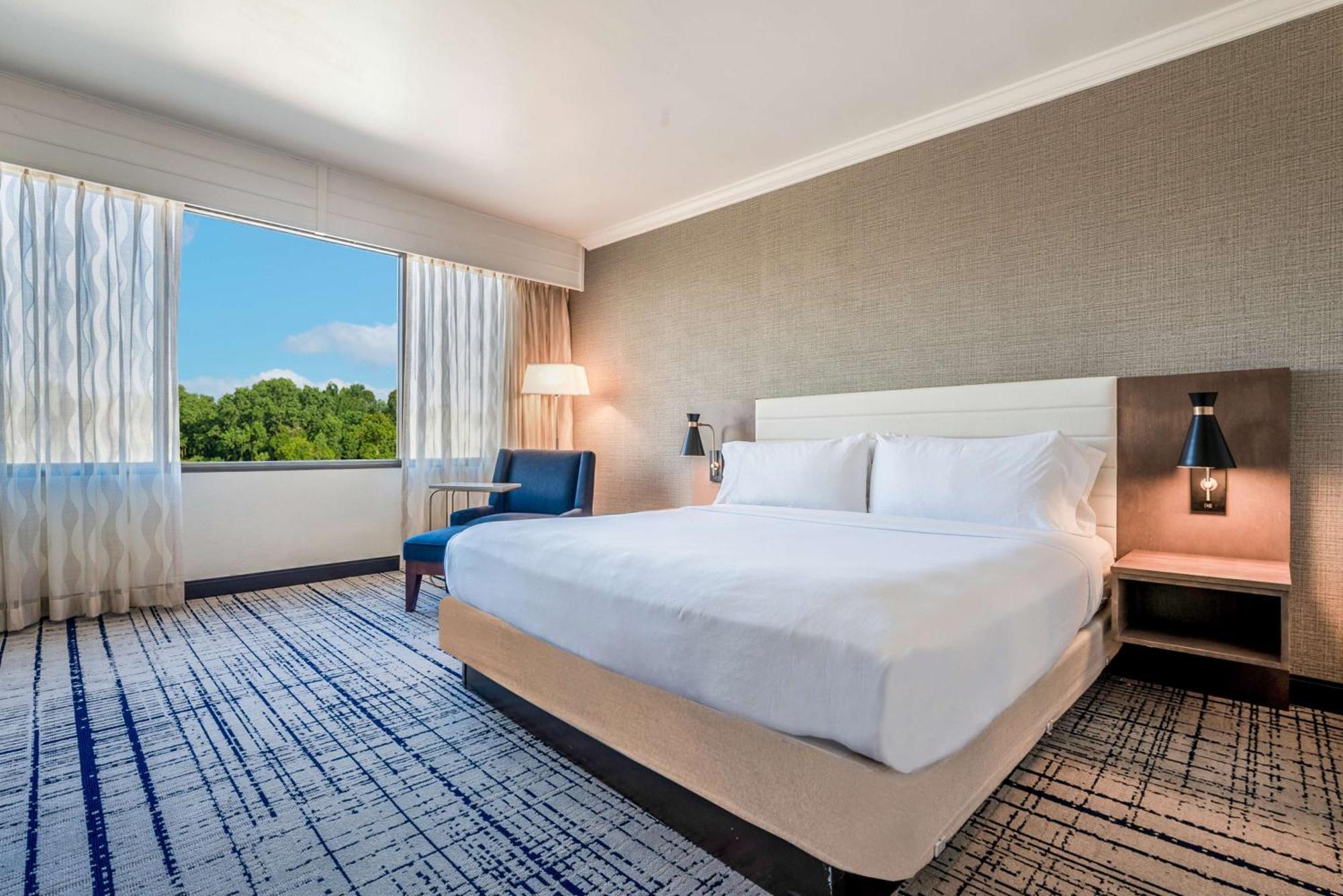 Doubletree By Hilton South Charlotte Tyvola Hotell Exteriör bild