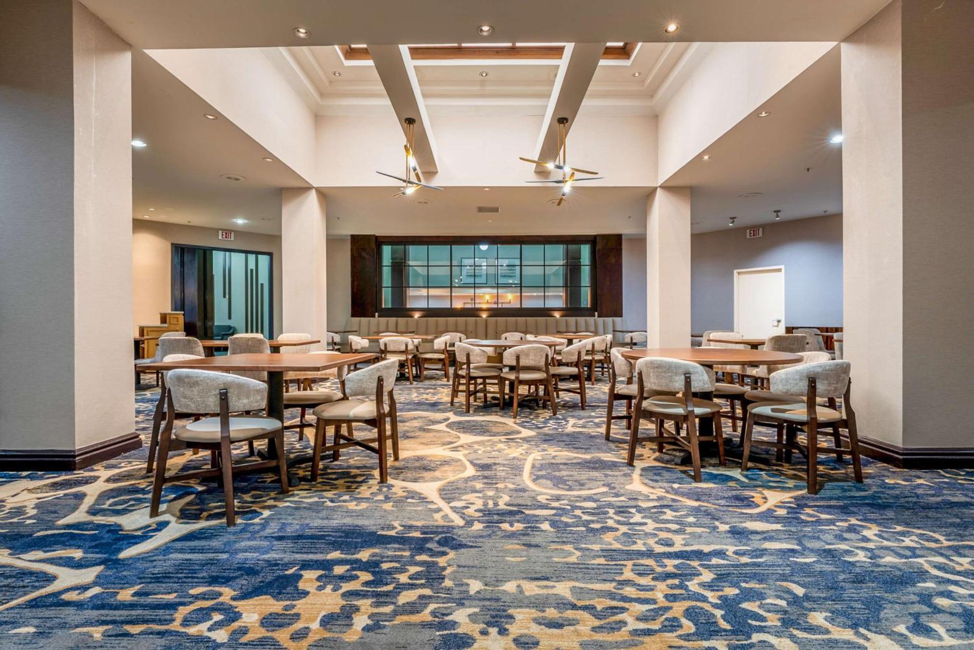 Doubletree By Hilton South Charlotte Tyvola Hotell Exteriör bild