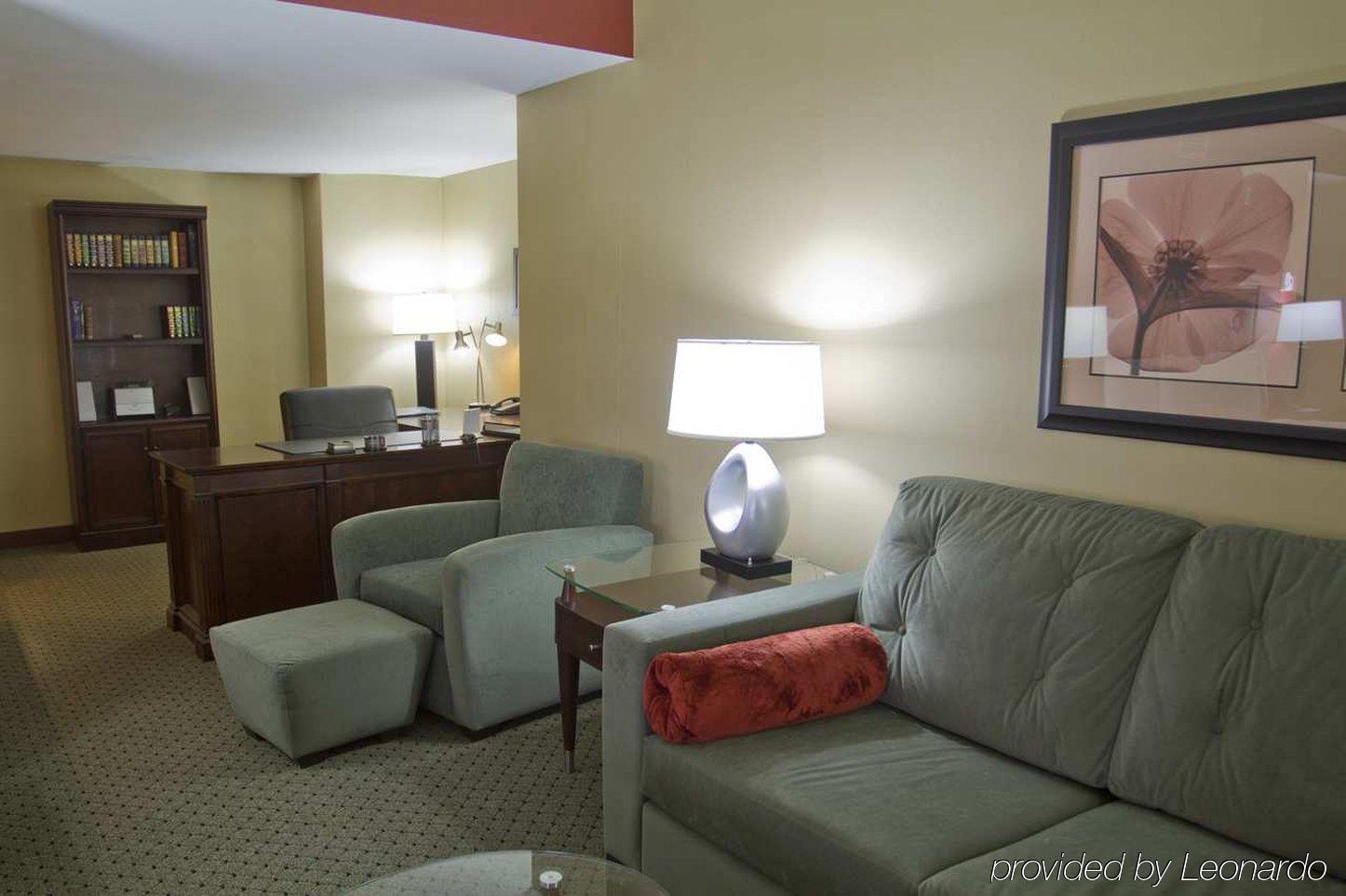 Doubletree By Hilton South Charlotte Tyvola Hotell Exteriör bild